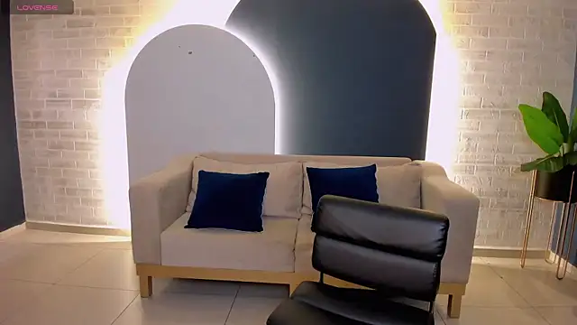 Snapshot of StacyWoods chatting on March 17, 2025, 10:49 am StacyWoods online show from March 17, 2025, 10:49 am