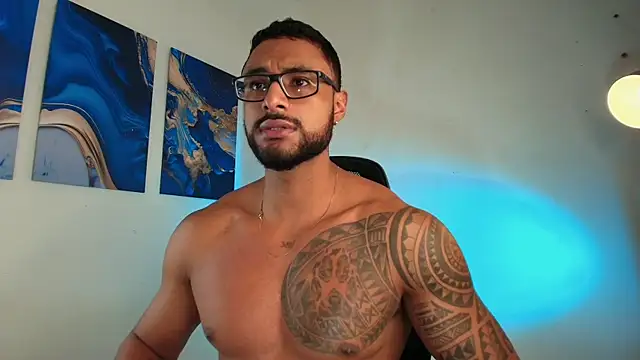 LiamGarcia1 online show from February 17, 2026, 2:24 pm