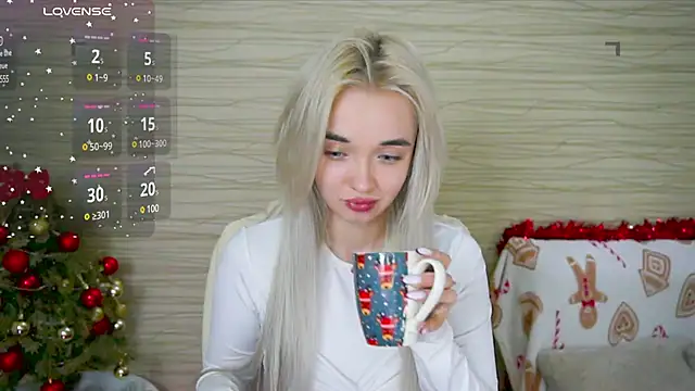 Snapshot of Ashley_S chatting on January 21, 2025, 2:11 am Ashley S online show from January 21, 2025, 2:11 am