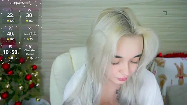 Snapshot of Ashley_S chatting on January 27, 2025, 2:20 am Ashley S online show from January 27, 2025, 2:20 am