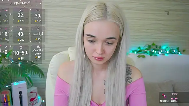 Snapshot of Ashley_S chatting on March 22, 2025, 5:17 am Ashley S online show from March 22, 2025, 5:17 am