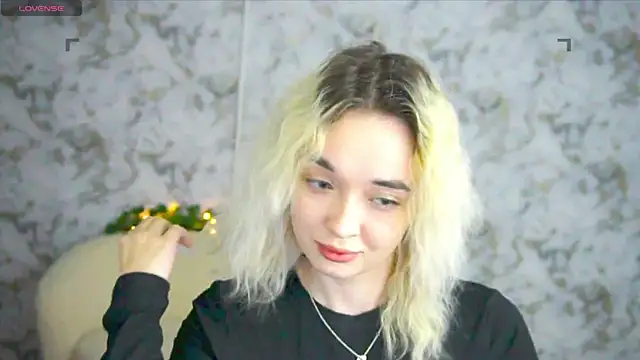 Ashley S online show from April 23, 2026, 10:12 pm
