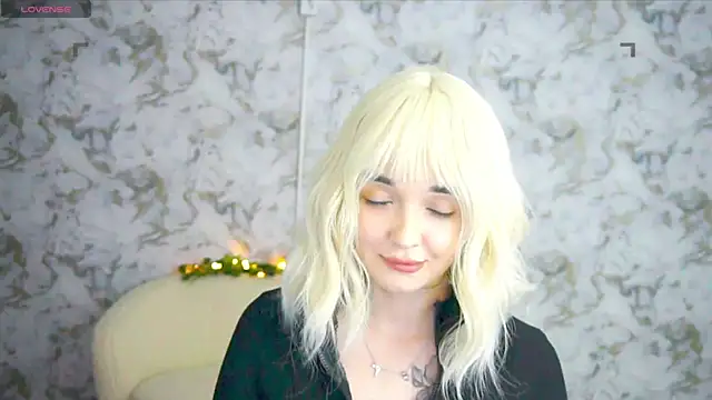 Ashley S online show from June 4, 2026, 10:27 pm