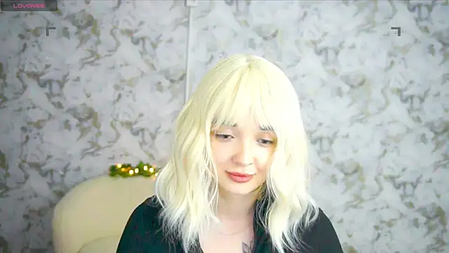 Ashley S online show from June 10, 2026, 10:19 pm