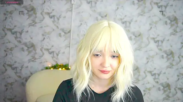 Ashley S online show from June 12, 2026, 10:19 pm