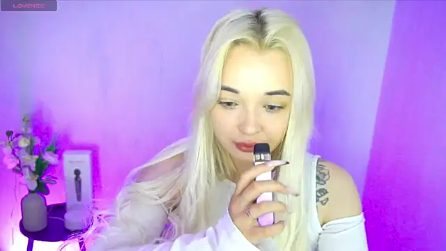 Ashley S online show from July 26, 2026, 10:16 pm