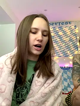 Snapshot of HotCaramellsTV chatting on September 23, 2025, 9:01 am HotCaramellsTV online show from September 23, 2025, 9:01 am