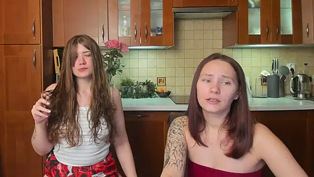 HotCaramellsTV online show from May 26, 2026, 11:28 am