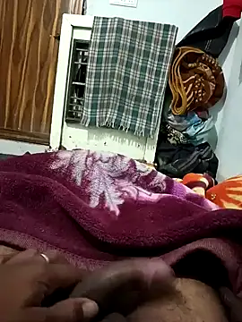 pintuS40 online show from January 31, 2025, 8:33 pm