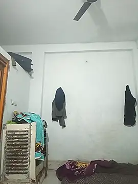 pintuS40 online show from February 23, 2025, 12:51 am