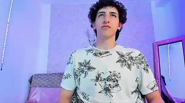 Snapshot of Kerverr_ chatting on March 2, 2025, 3:05 pm Kerverr online show from March 2, 2025, 3:05 pm