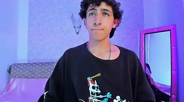 Snapshot of Kerverr_ chatting on March 10, 2025, 2:50 am Kerverr online show from March 10, 2025, 2:50 am