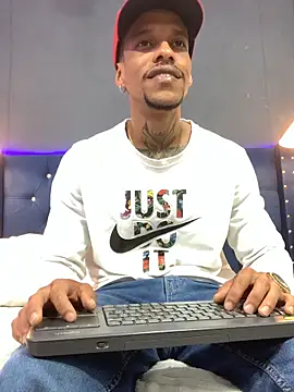 Salomon koude online show from December 5, 2025, 4:25 pm