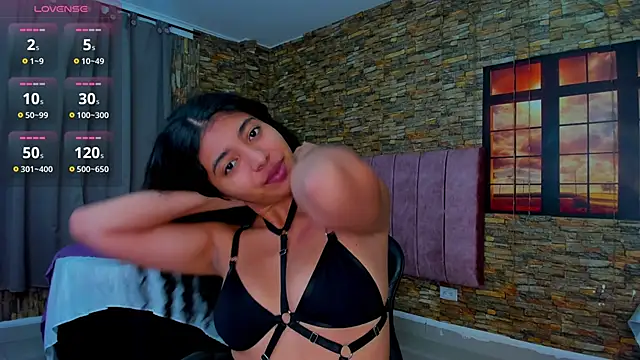 Snapshot of viktorya_xue chatting on January 15, 2025, 11:43 am viktorya xue online show from January 15, 2025, 11:43 am