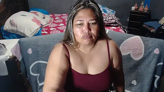 Snapshot of CANDYSWEET51 chatting on June 10, 2026, 12:04 pm CANDYSWEET51 online show from June 10, 2026, 12:04 pm