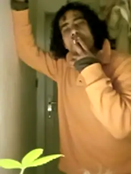 Snapshot of Dodge777 chatting on November 18, 2025, 10:36 pm Dodge777 online show from November 18, 2025, 10:36 pm