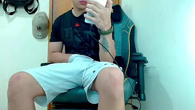 Danyer33 online show from March 4, 2026, 10:38 pm