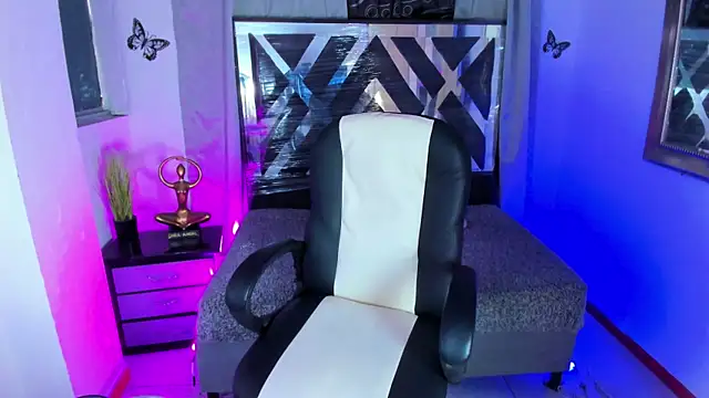 nova sex01 online show from April 27, 2026, 9:57 pm