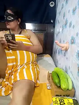 Snapshot of tina8th chatting on September 11, 2025, 5:13 pm tina8th online show from September 11, 2025, 5:13 pm