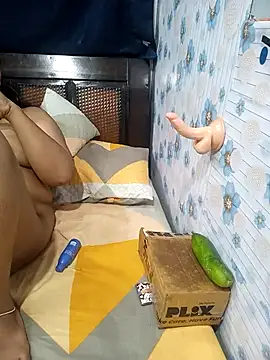 Snapshot of tina8th chatting on September 13, 2025, 5:02 pm tina8th online show from September 13, 2025, 5:02 pm