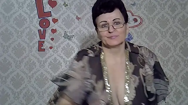 PaulaGolden online show from February 13, 2025, 11:50 am