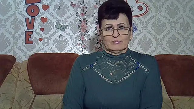 PaulaGolden online show from February 10, 2026, 5:50 pm