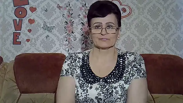 PaulaGolden online show from July 8, 2026, 5:39 pm