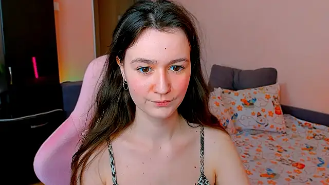 Snapshot of ameli_moon chatting on March 24, 2026, 12:43 pm ameli moon online show from March 24, 2026, 12:43 pm