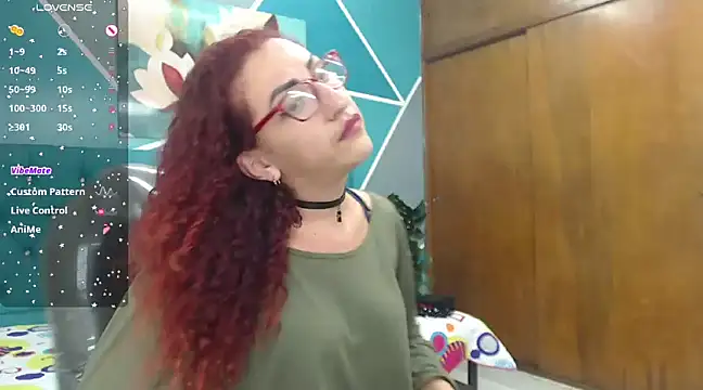 Snapshot of sabrina_dupont chatting on March 12, 2025, 9:45 pm sabrina dupont online show from March 12, 2025, 9:45 pm