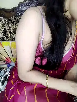 Snapshot of Fair-magic-woman chatting on November 21, 2025, 5:55 pm Fair-magic-woman online show from November 21, 2025, 5:55 pm