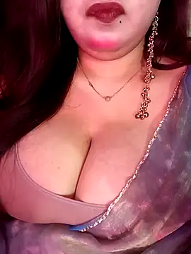 Suhanakhan00 online show from June 20, 2026, 7:22 am