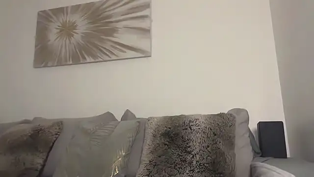 Serena 4you online show from February 14, 2026, 5:32 pm