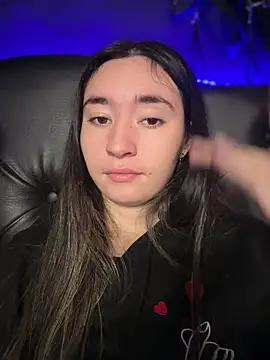 Sophie LS online show from April 23, 2026, 12:29 pm