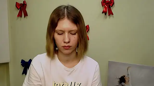 Snapshot of StellaCRL chatting on February 14, 2025, 3:36 pm StellaCRL online show from February 14, 2025, 3:36 pm