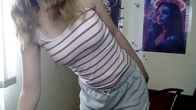 Snapshot of StellaCRL chatting on June 15, 2026, 6:26 am StellaCRL online show from June 15, 2026, 6:26 am