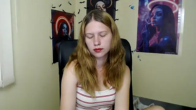 Snapshot of StellaCRL chatting on June 22, 2026, 6:54 am StellaCRL online show from June 22, 2026, 6:54 am