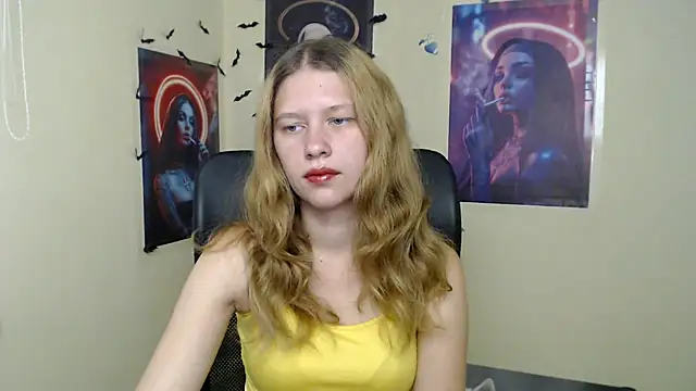 Snapshot of StellaCRL chatting on July 13, 2026, 6:16 am StellaCRL online show from July 13, 2026, 6:16 am