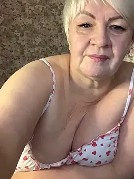 Snapshot of Laura_Millf chatting on March 9, 2025, 1:04 pm Laura Millf online show from March 9, 2025, 1:04 pm