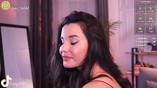 Snapshot of Liya_Gold_ chatting on December 11, 2024, 11:21 pm Liya Gold online show from December 11, 2024, 11:21 pm