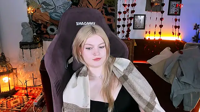 GraceGlamour online show from February 28, 2025, 8:09 am