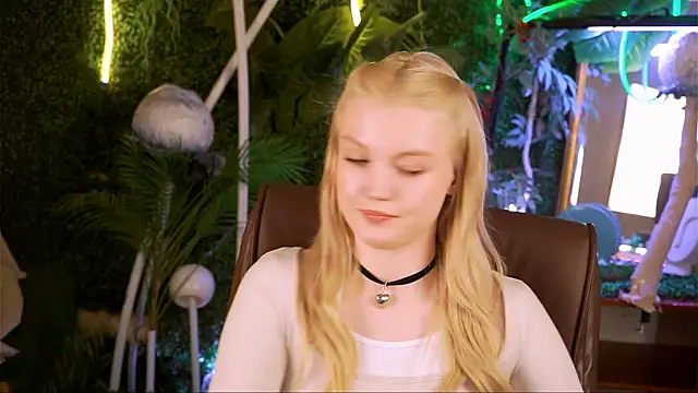 GraceGlamour online show from March 17, 2025, 8:29 am