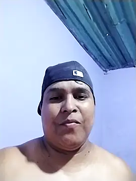 lucasandSofi online show from September 29, 2025, 10:14 pm