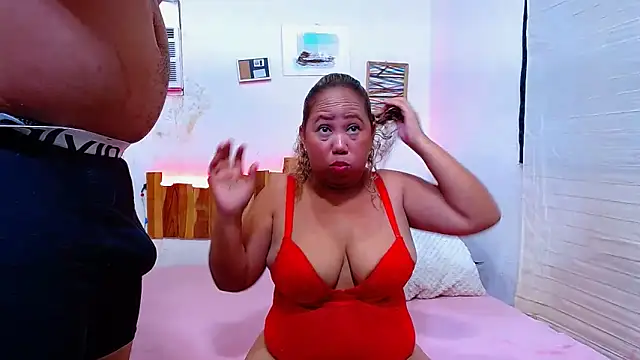 lucasandSofi online show from April 30, 2026, 7:53 pm