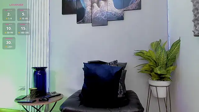 thomas eliotts online show from February 2, 2025, 7:46 pm