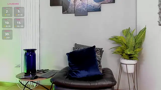 thomas eliotts online show from February 14, 2025, 8:05 pm