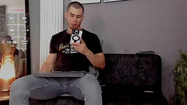 Snapshot of thomas_eliotts chatting on July 30, 2026, 7:57 pm thomas eliotts online show from July 30, 2026, 7:57 pm