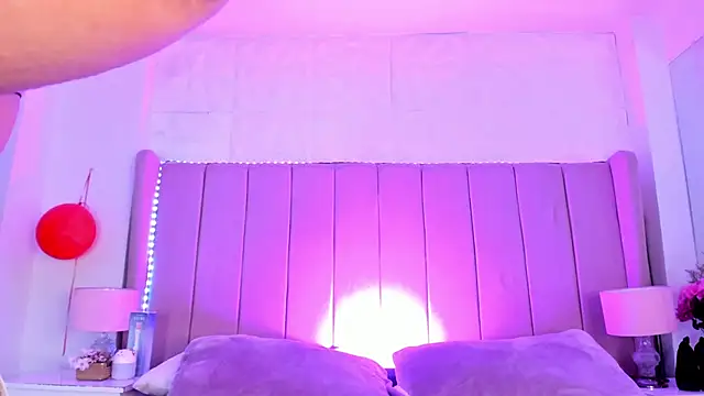 MollyBigBoobs12 online show from March 8, 2025, 9:18 pm