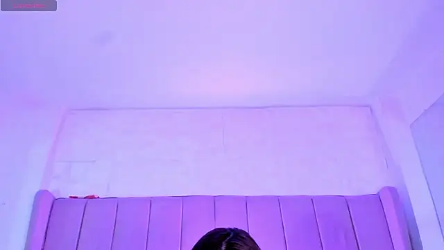 MollyBigBoobs12 online show from March 20, 2025, 9:46 pm