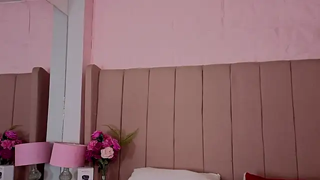 MollyBigBoobs12 online show from January 7, 2026, 8:33 pm