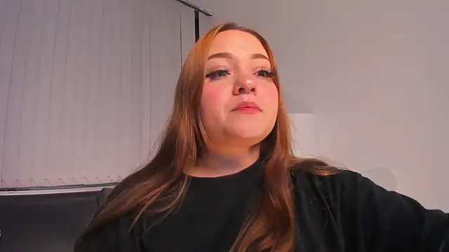 Valentina Se online show from December 9, 2024, 10:43 am